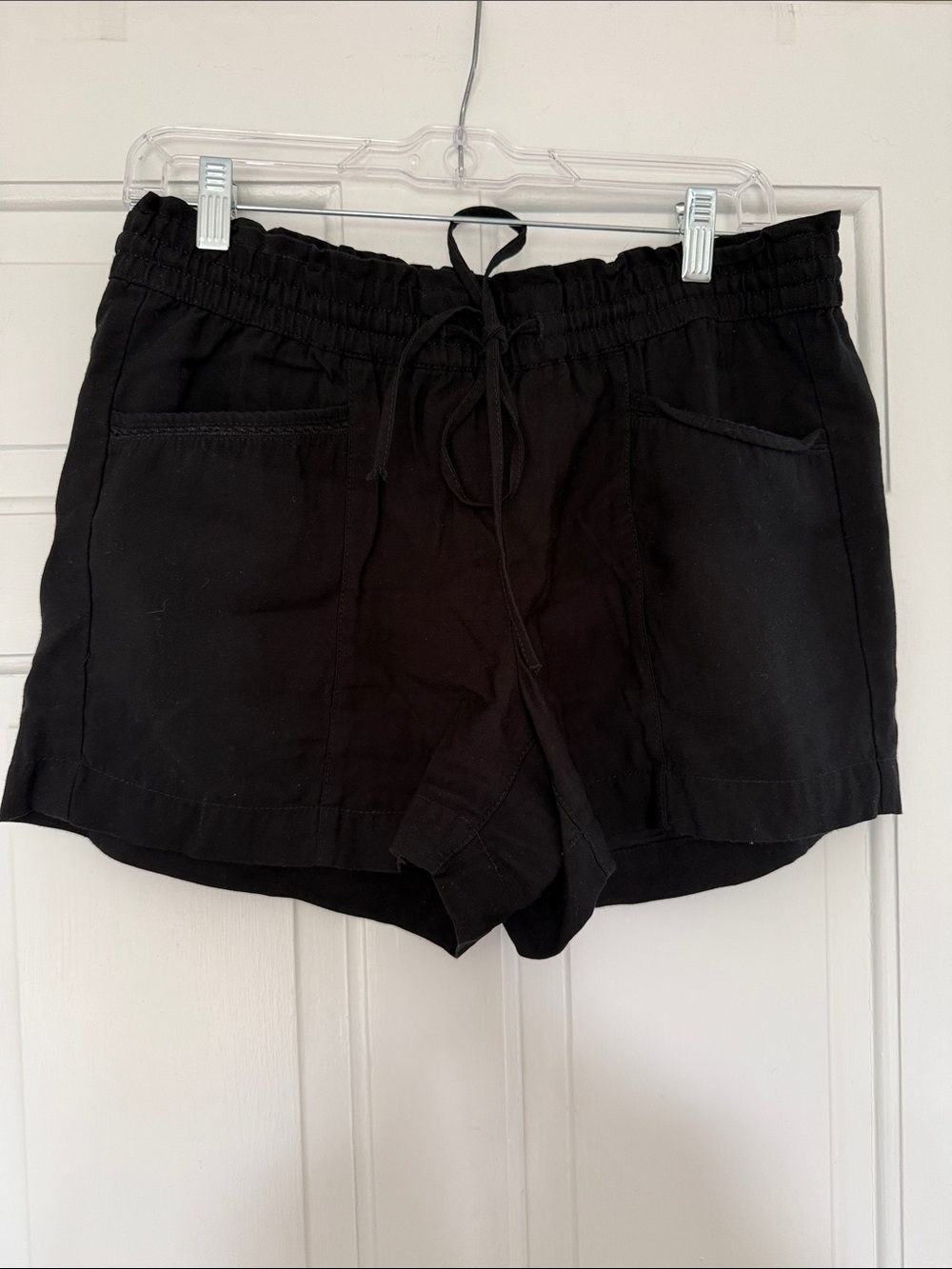 LOFT Women’s Black Drawstring Shorts